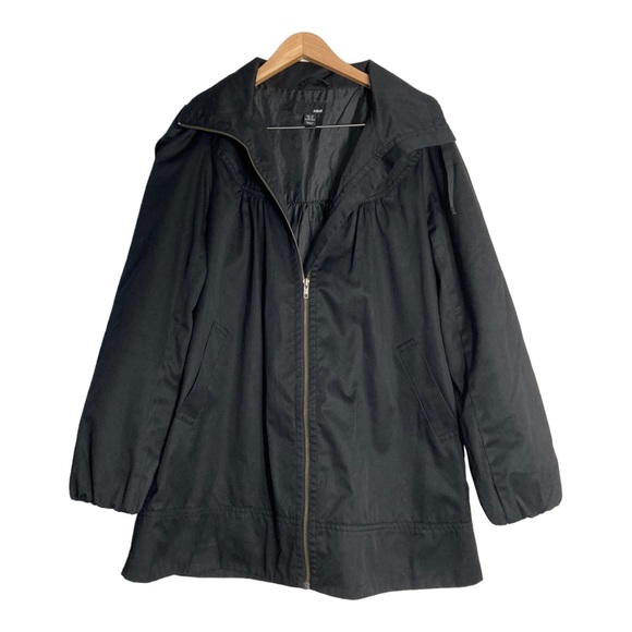 H&M Jackets & Blazers - H&M Coat Jacket Women Sz 12 Pockets Lined Black pleated